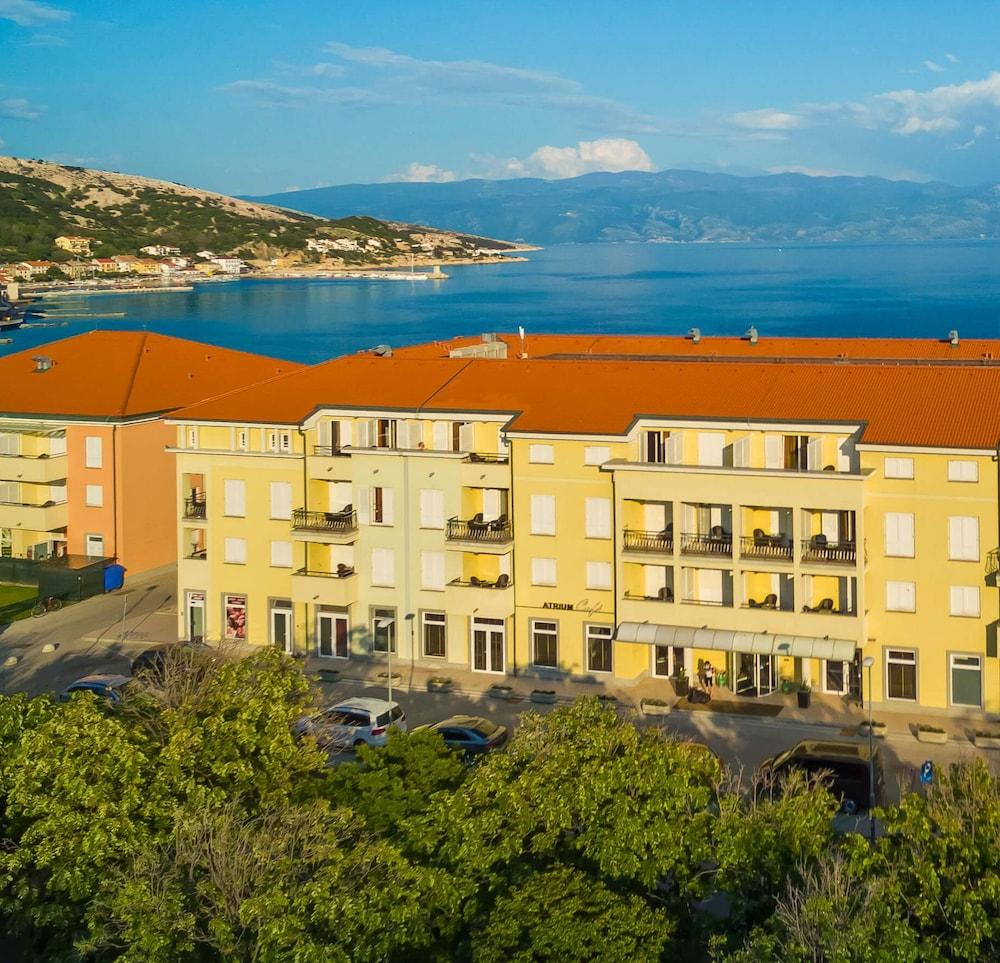 Valamar Atrium Residence Baška Eksteriør bilde