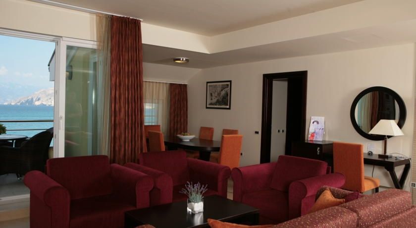 Valamar Atrium Residence Baška Eksteriør bilde