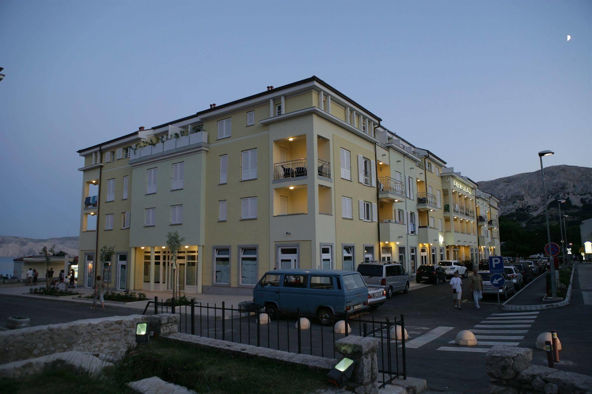 Valamar Atrium Residence Baška Eksteriør bilde
